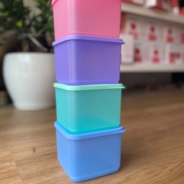 Bộ Hộp BQTP Tupperware Medium Square Round 4 Hộp 1L