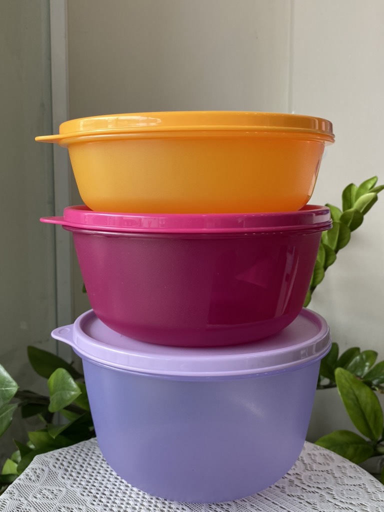 Combo Tuptrung - Hộp Bowl tròn tươi mát Tupperware gồm hộp 1L + 1.5L + 2L - Hộp 2L tím