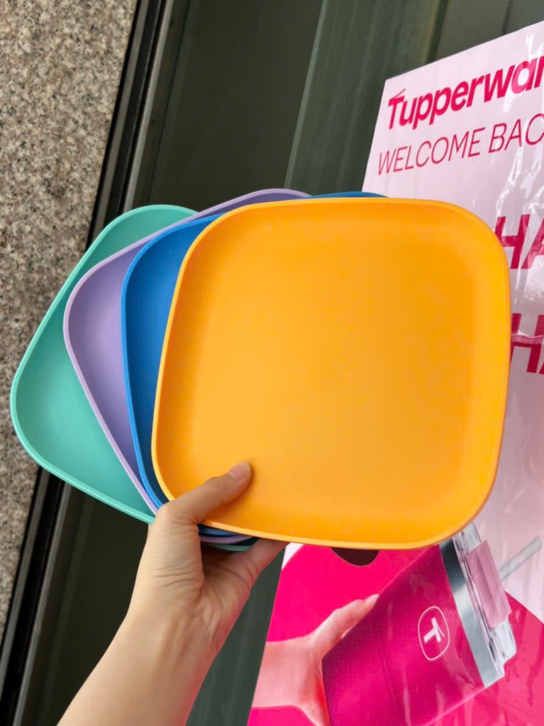 Combo Bộ Đĩa Tupperware Vuông 20cm -  4 Màu - Năm 2025 - Tupperware Trung Chính Hãng