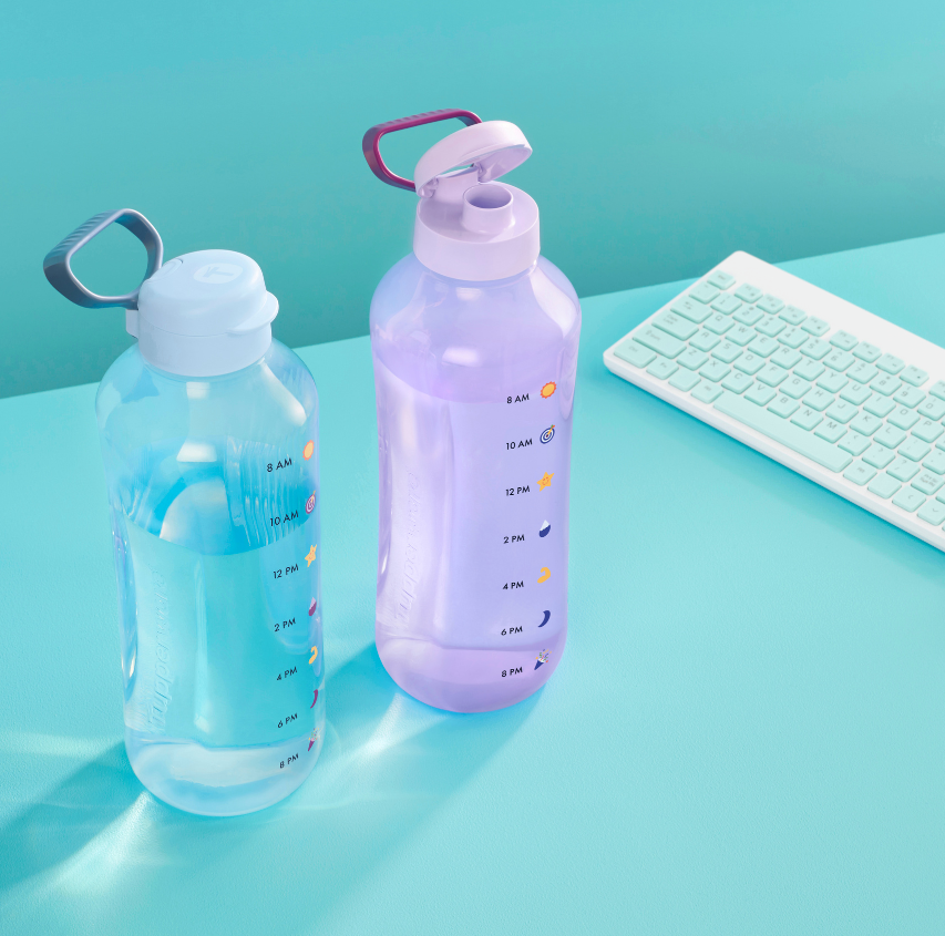 Bình Nước Tupperware 2L Có Vạch Chia Motivation