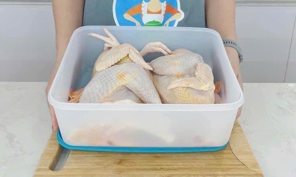 Hộp Tupperware Đông 5,7l ( 1h )