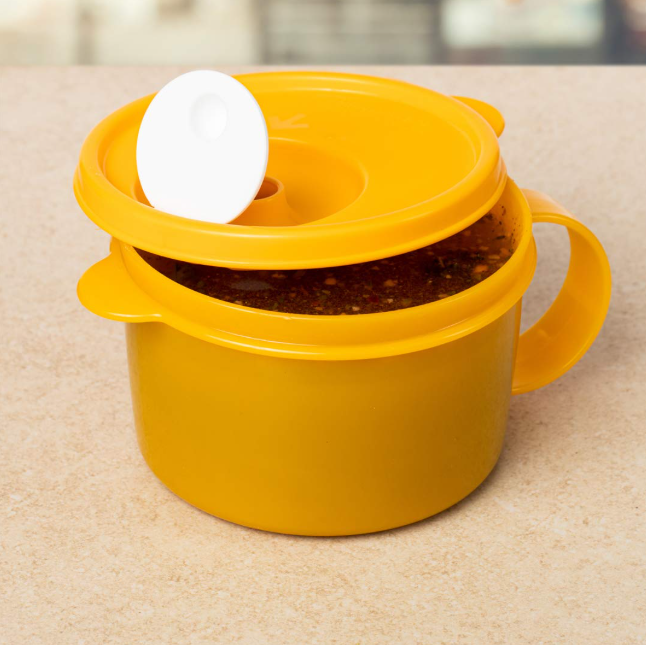 Tuptrung - Hộp đựng LVS có nút thở dạng cốc, có quai - Tupperware Crystal Wave Mug 460ml