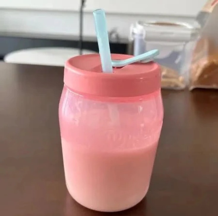 Hộp Jar 550ml có ống hút -màu mới