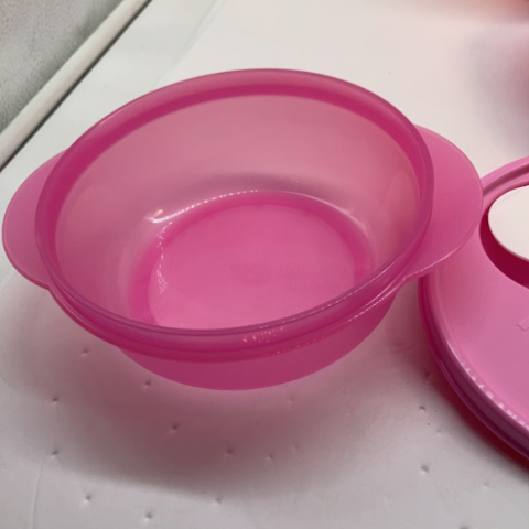Hộp mát Tupperware 400ml quay LVS - màu hồng đậm