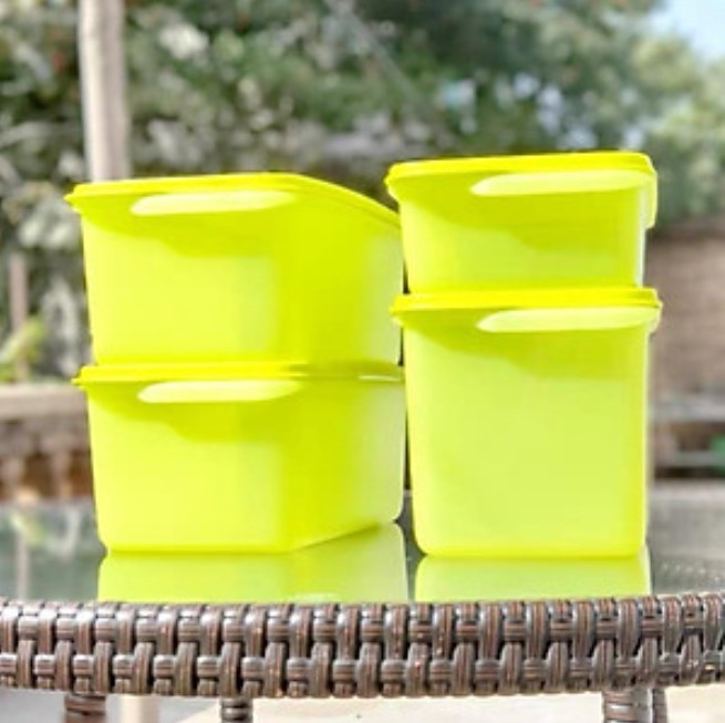 Bộ 4 Hộp Tupperware Trữ Mát 3.1L, 2.2L, 1.3L - Xanh Lá - Tupperware Trung Chính Hãng