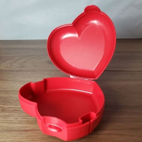 Tupmalay - Hộp Trái Tim Màu Đỏ Limited - Heart Shape Keper