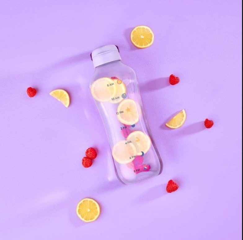 Bình Nước Tupperware 2L Có Vạch Chia Motivation