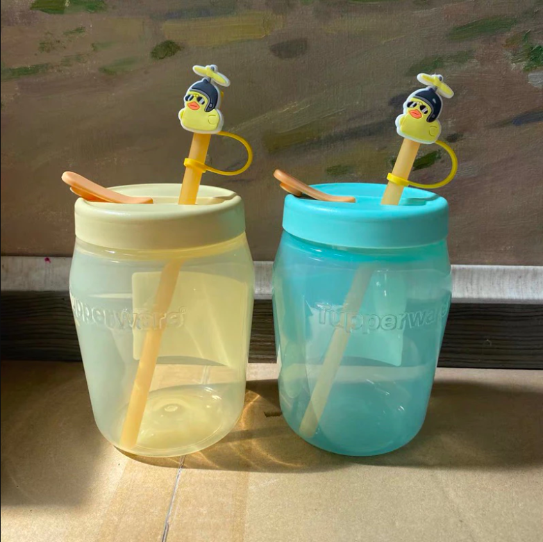 Hộp Jar 550ml có ống hút -màu mới
