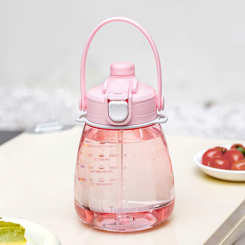 Bình Nước 1.1L Có Quai Tupperware