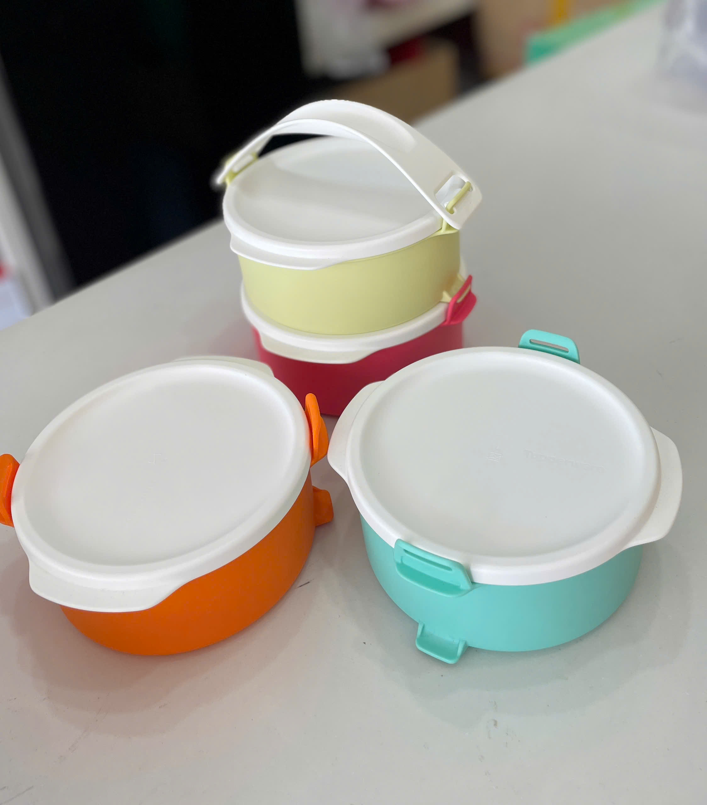 Tuptrung Bộ Hộp Cơm Tupperware Small Round Click To Go Màu mới 2023