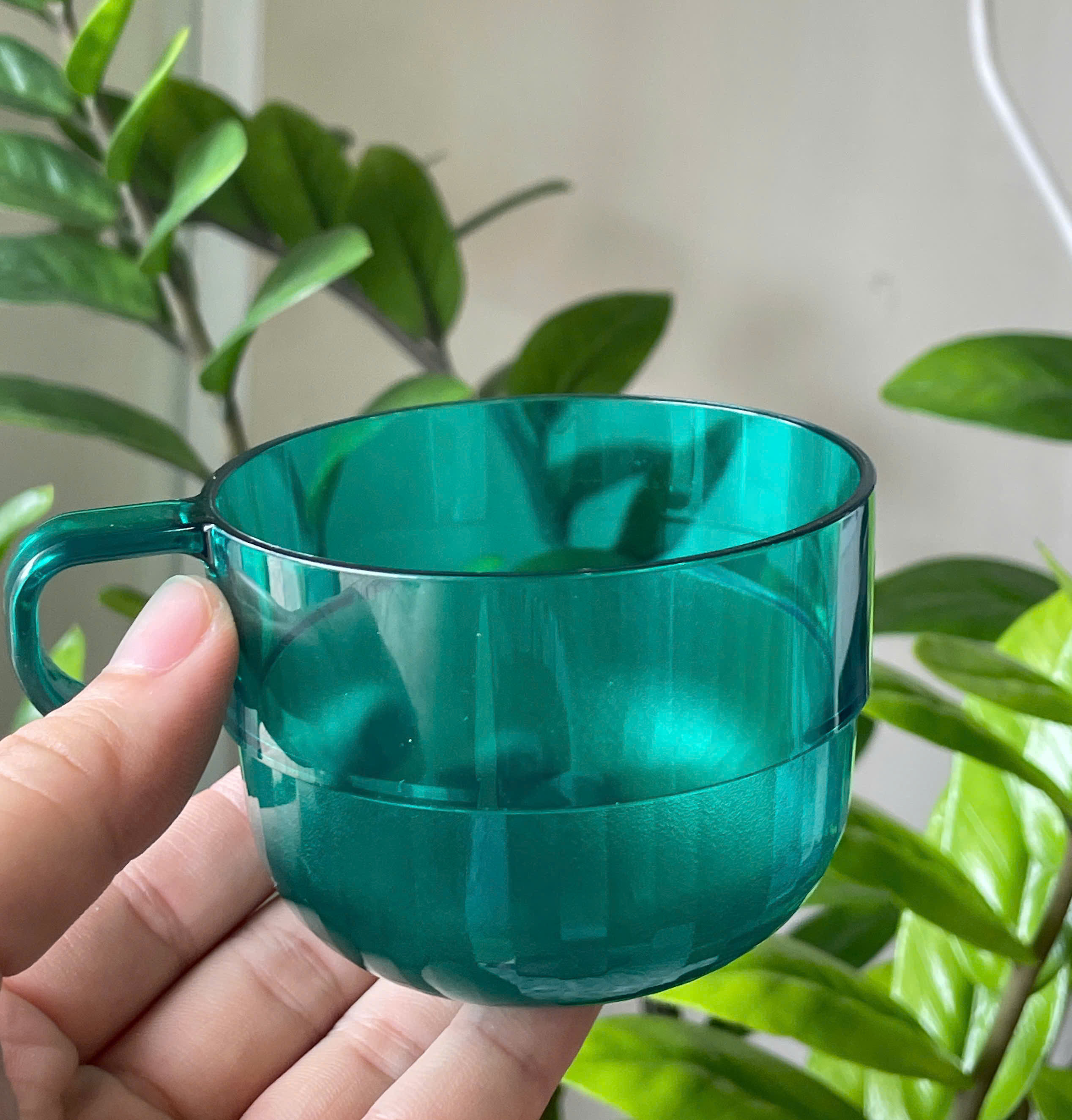 Tuptrung - Cốc Tupperware 190ml - màu vàng