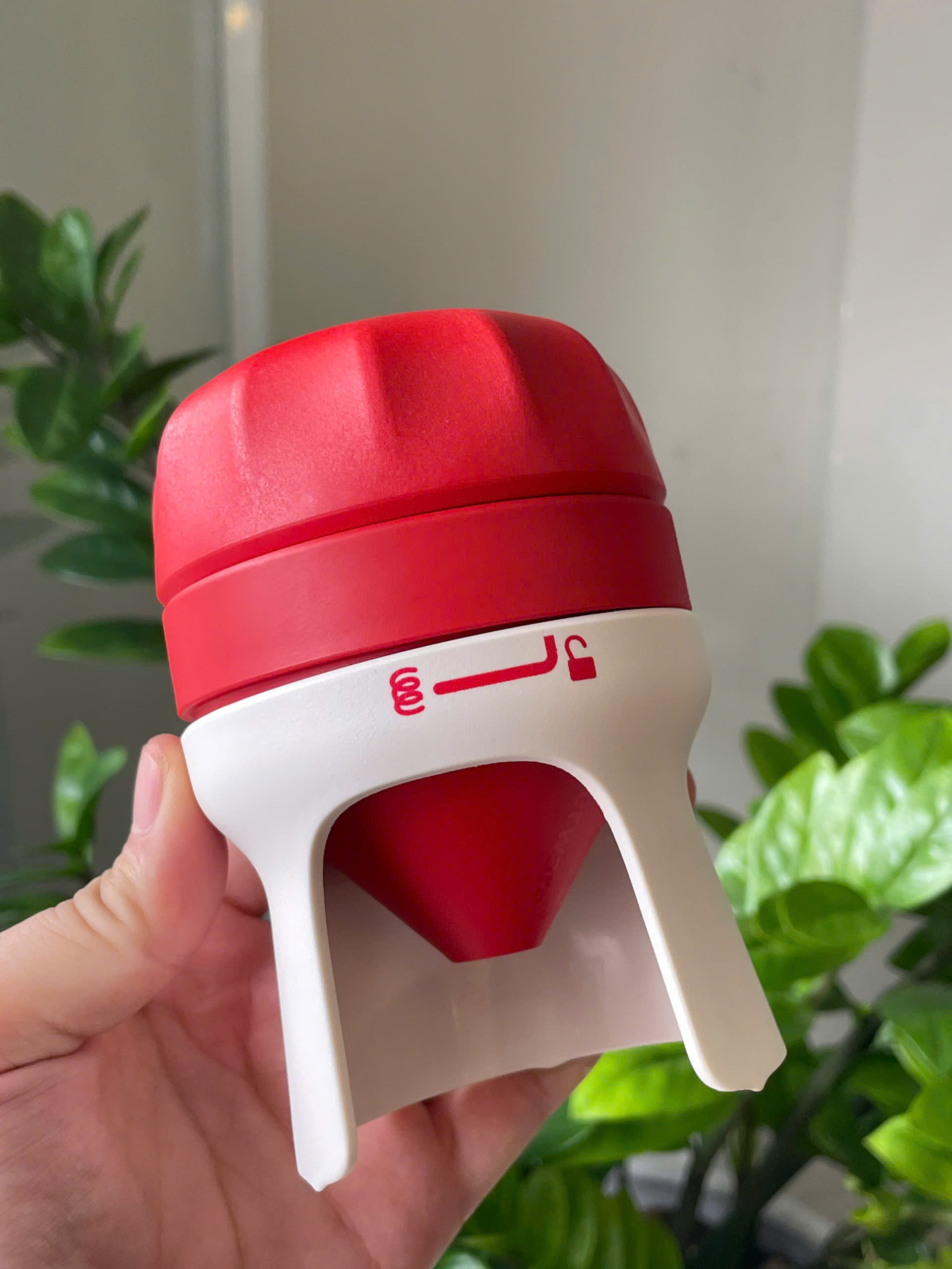 Dụng cụ Nạo sợi rau củ Tupperware (cái)