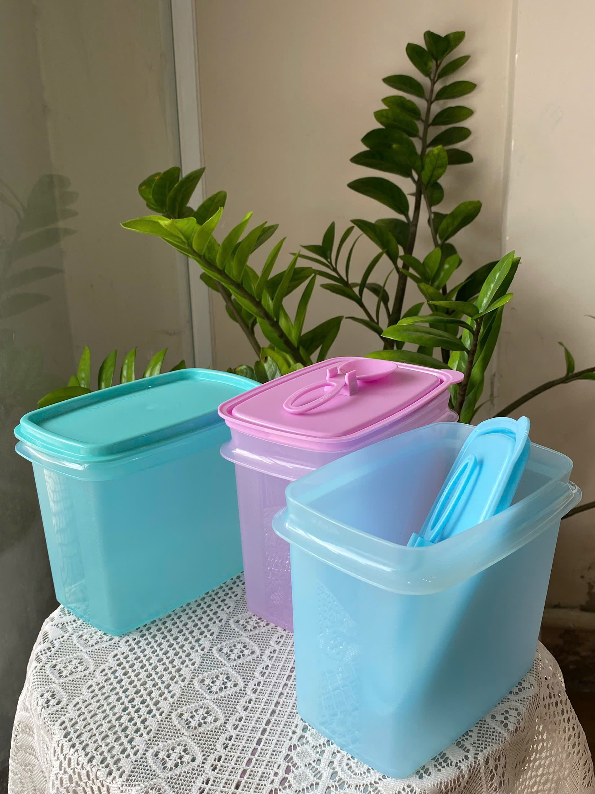 Tuptrung - Hũ gia vị kèm muỗng 840ml SHELF SAVER WITH SPOON