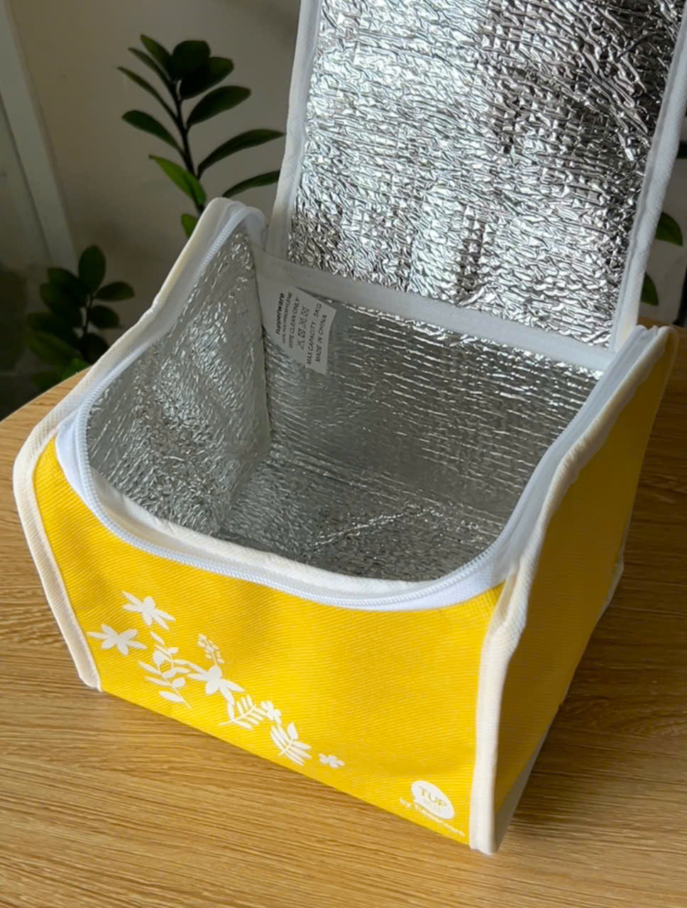 Túi Giữ Nhiệt Tupperware