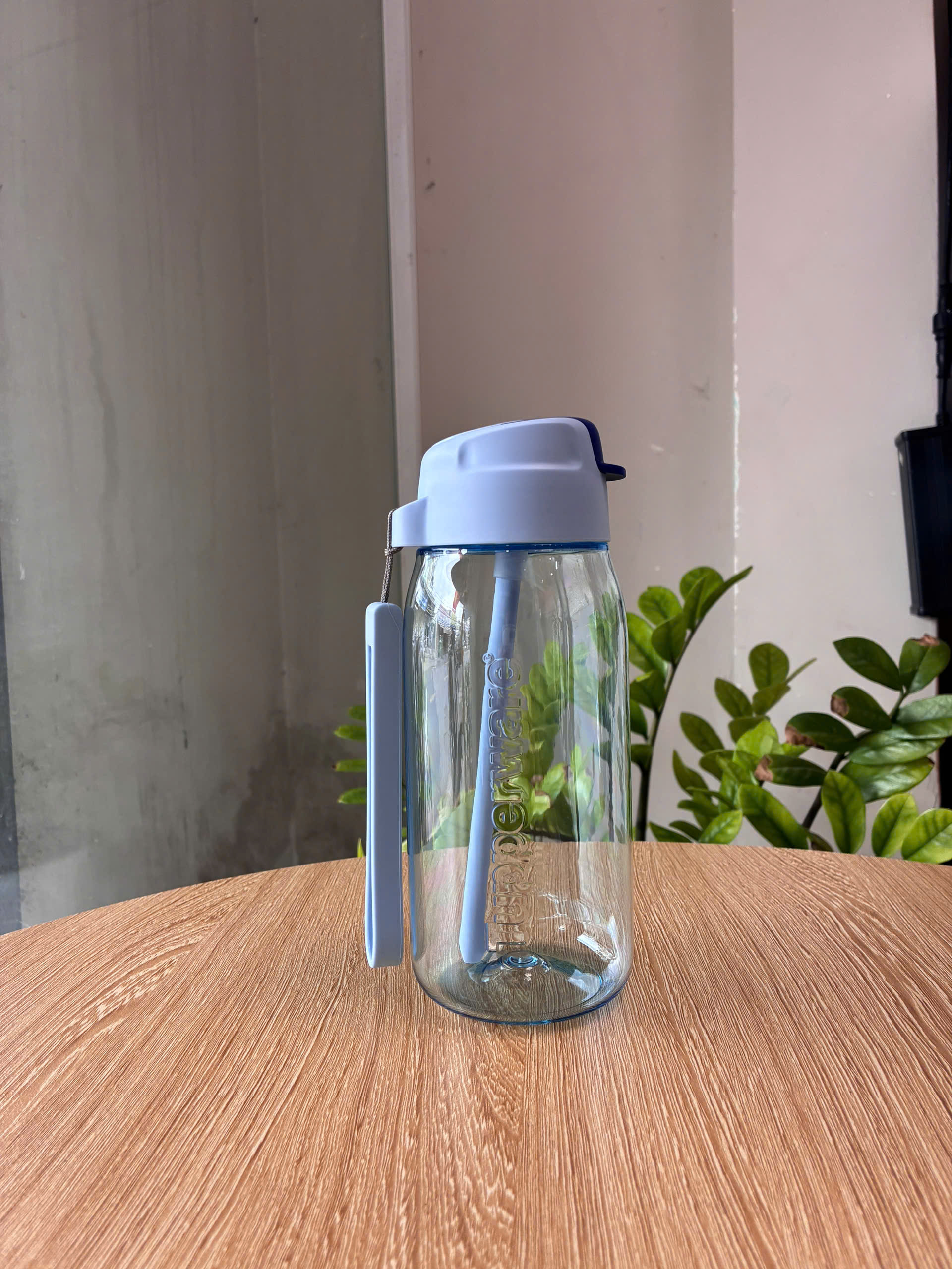 Bình Nước Tupperware Lohas Flask 550ml Có Ống Hút