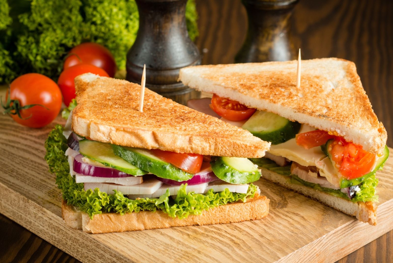Sandwich Giăm Bông + Phô Mai