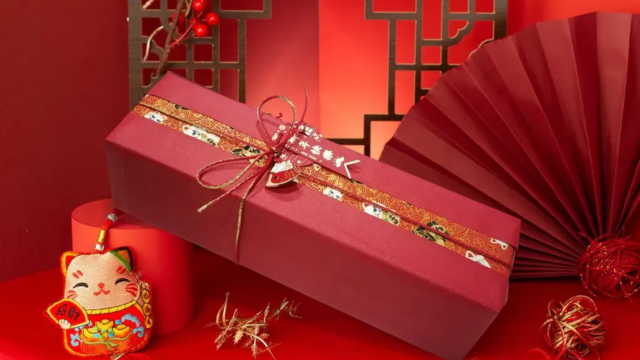 Tết đến xuân về - Gửi trao quà tặng tinh tế, gắn kết tình thân