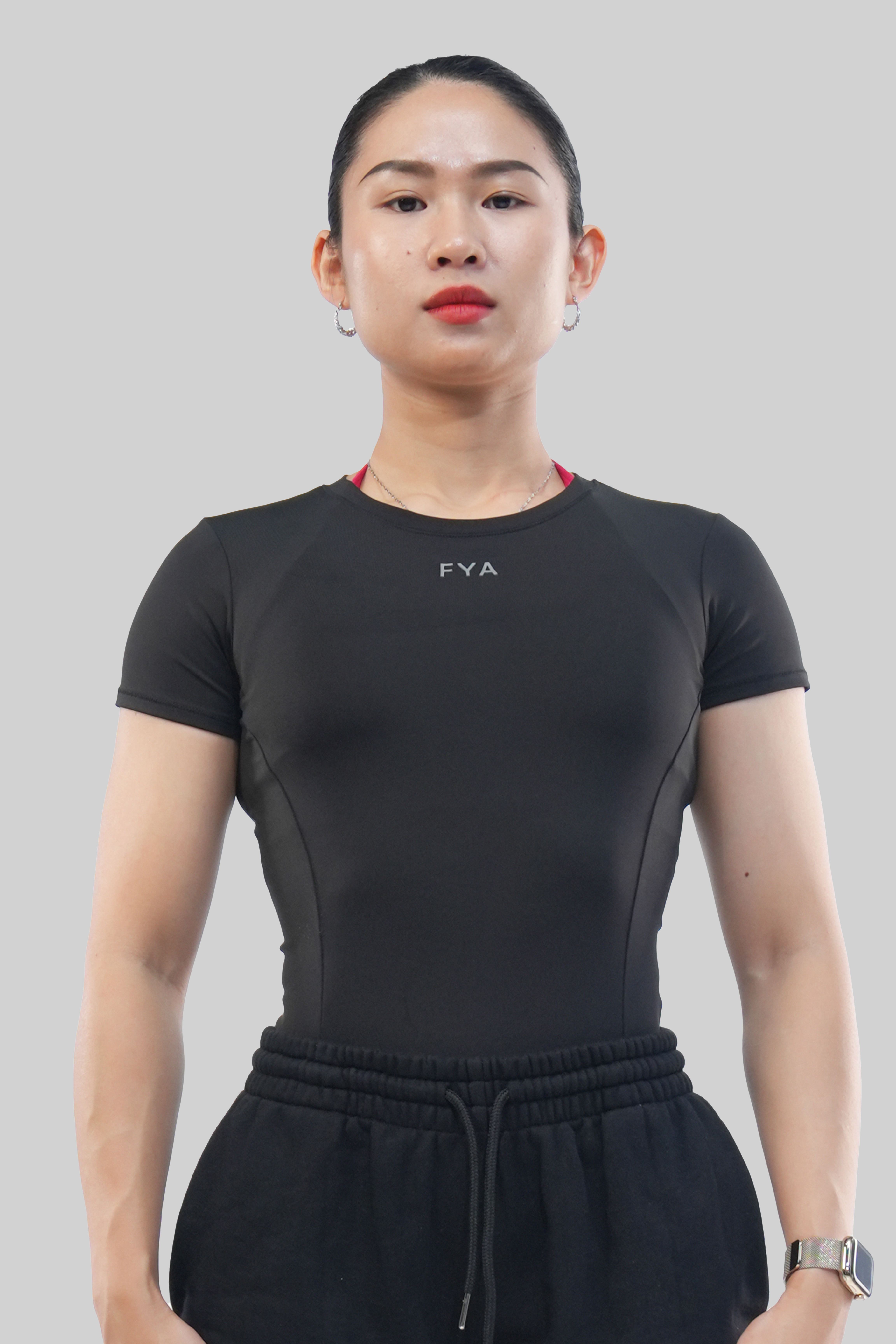 ÁO THUN ÔM EMPOWHER - ĐEN