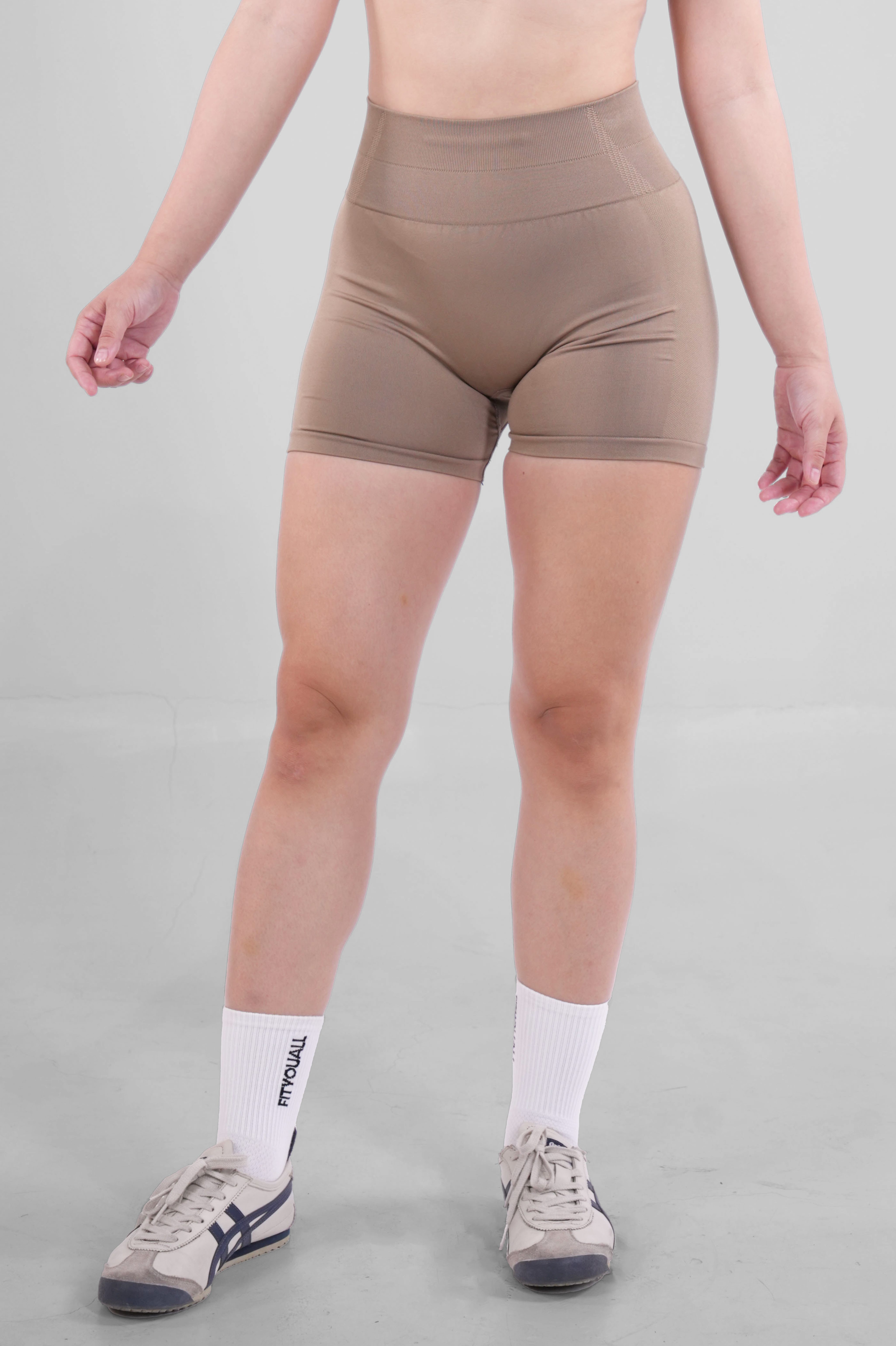 Quần Shorts Lotus Seamless - Goat