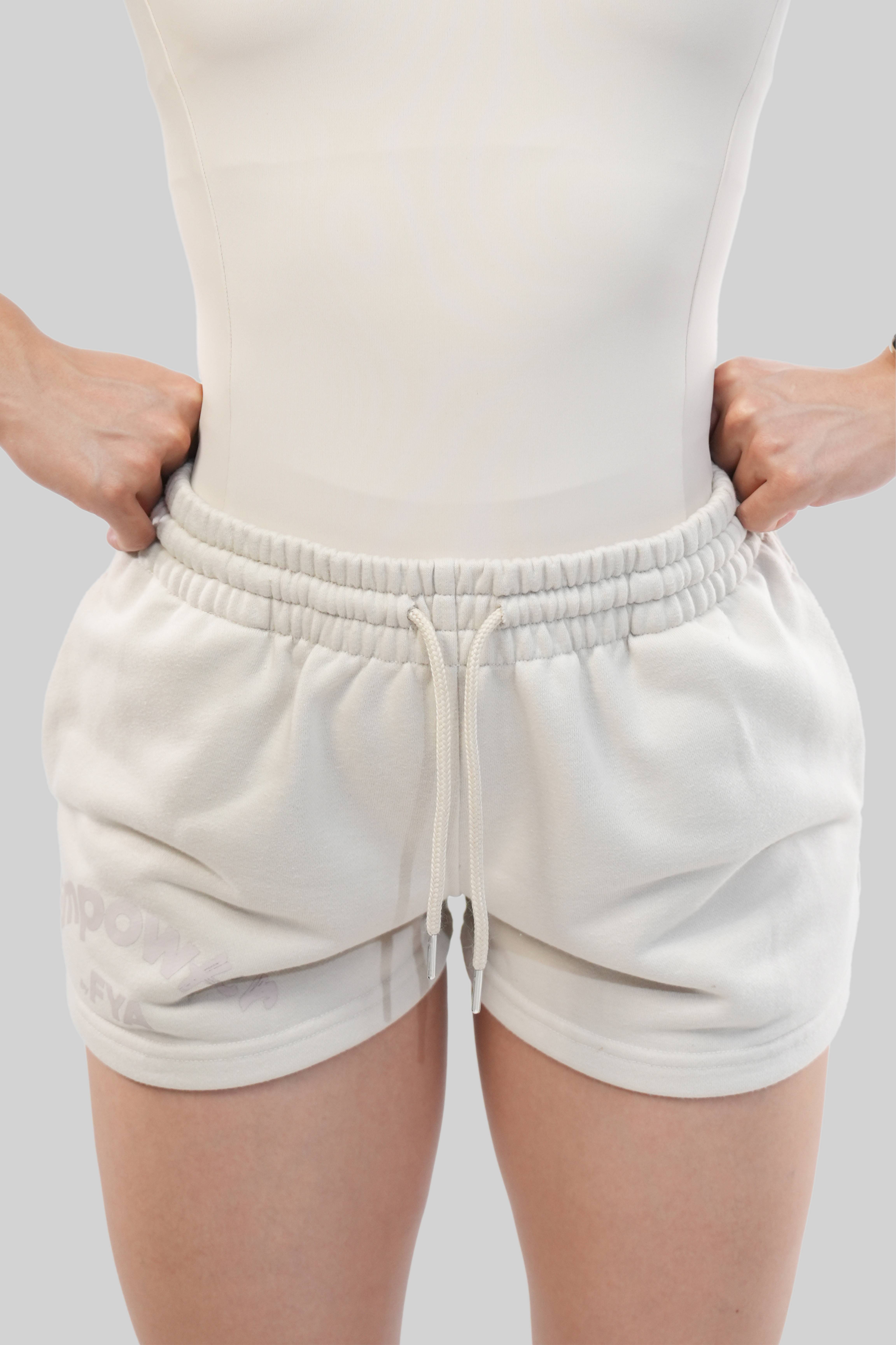 QUẦN SHORT NỈ EMPOWHER - KEM