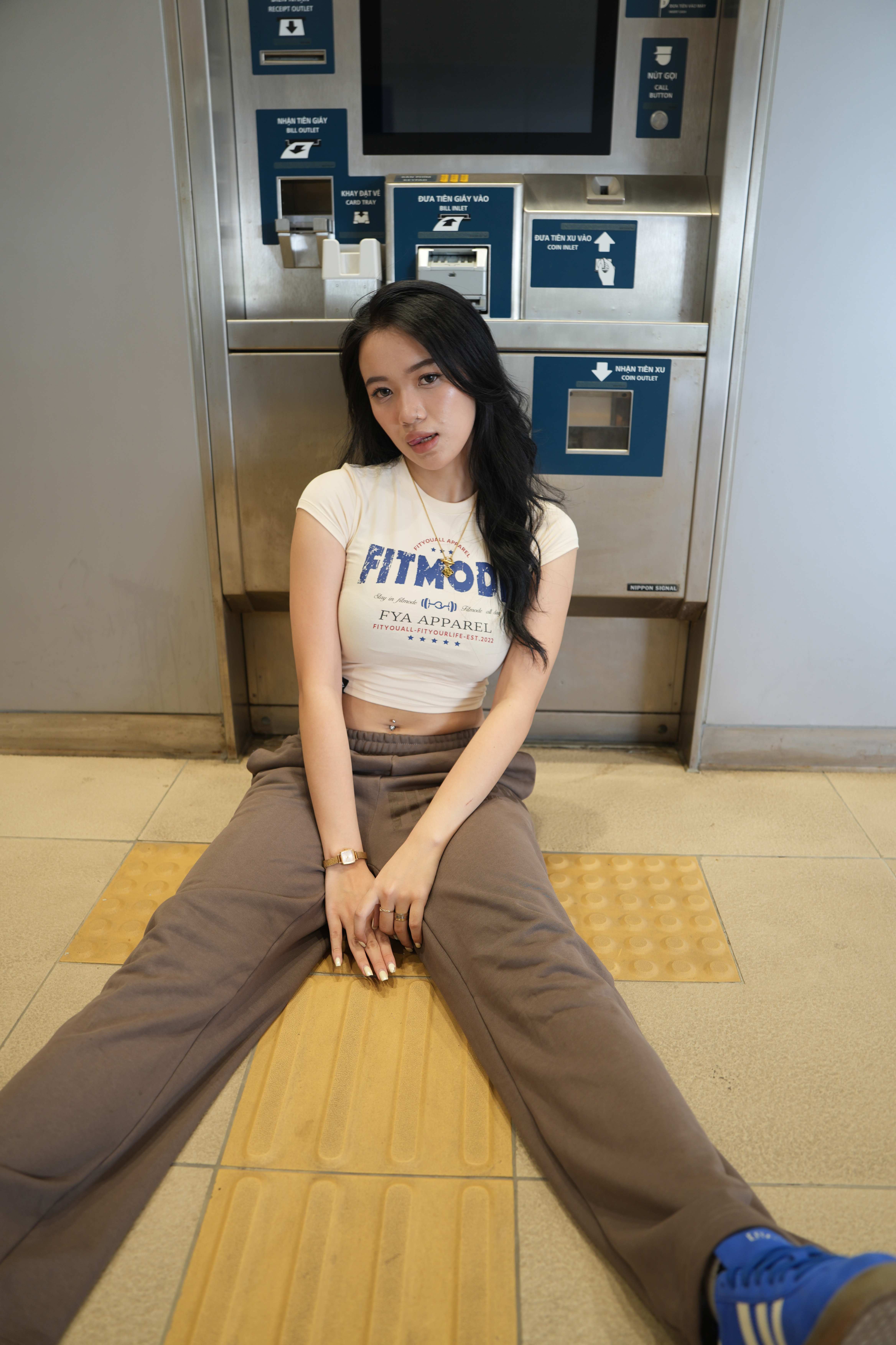 Quần Dài Nỉ Ống Suôn FitMode - Nâu