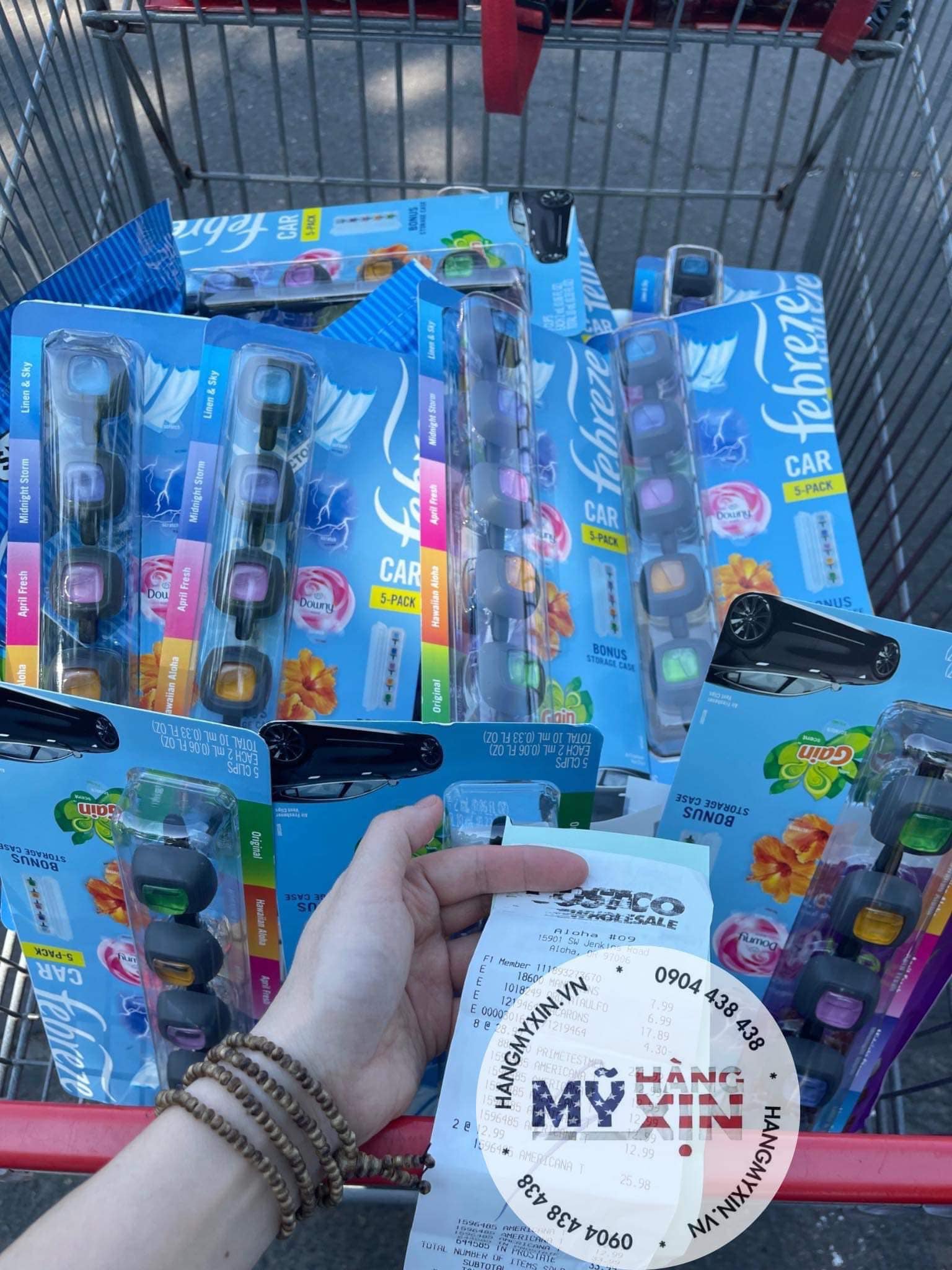 Nước Hoa Ô Tô Febreze Kẹp Cửa Gió Điều Hòa Xe Hơi Set 5 mùi của Mỹ