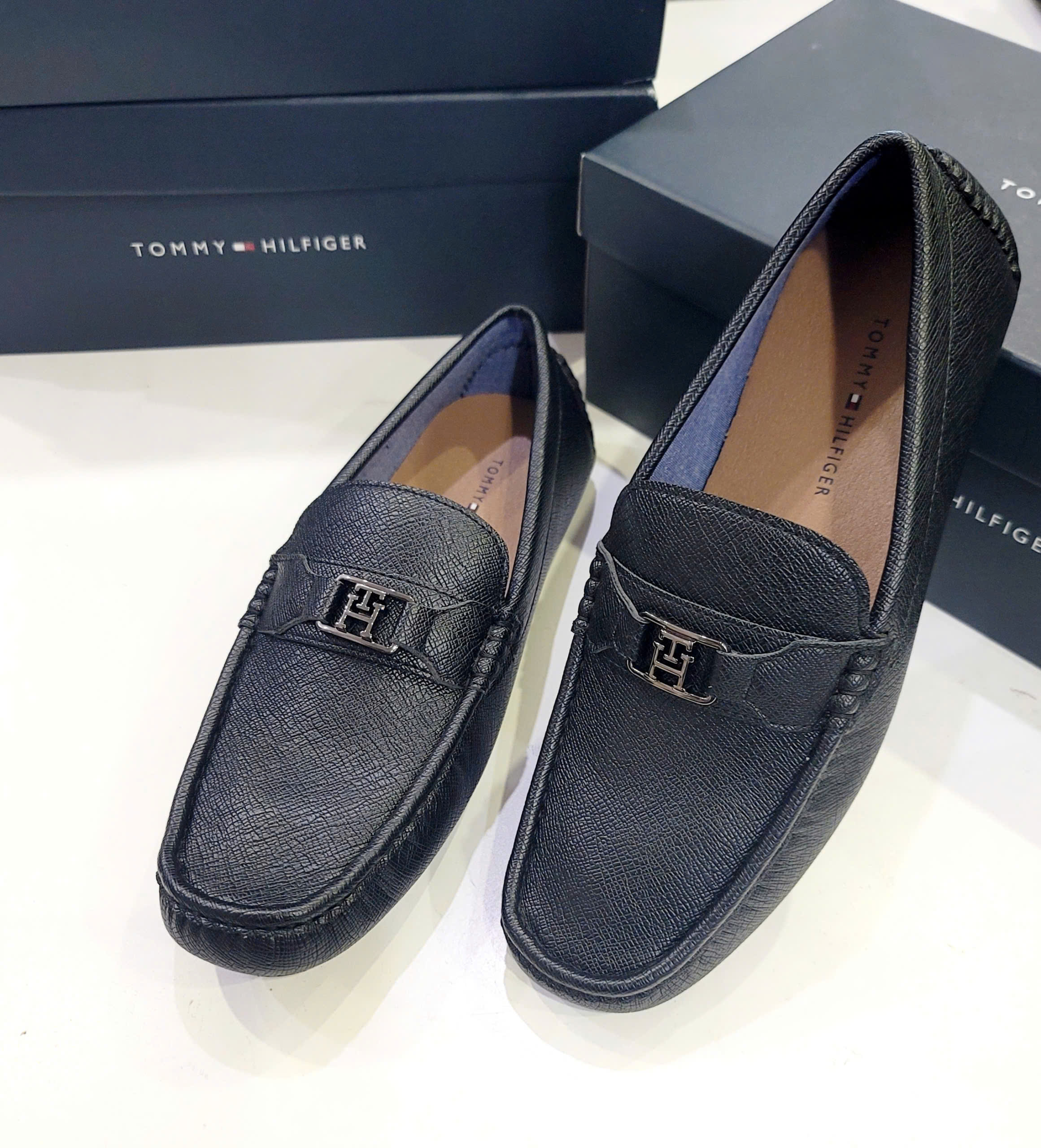Giày Tommy Attle Driver Loafers