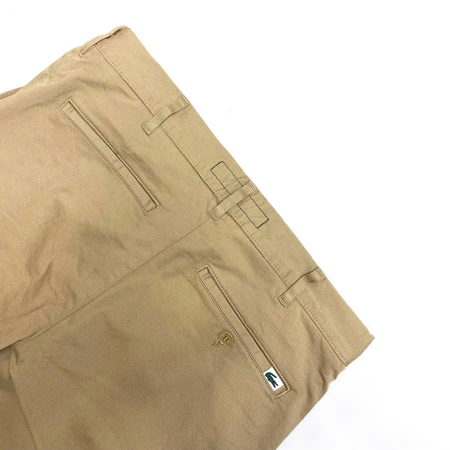Khaki lacoste màu vàng