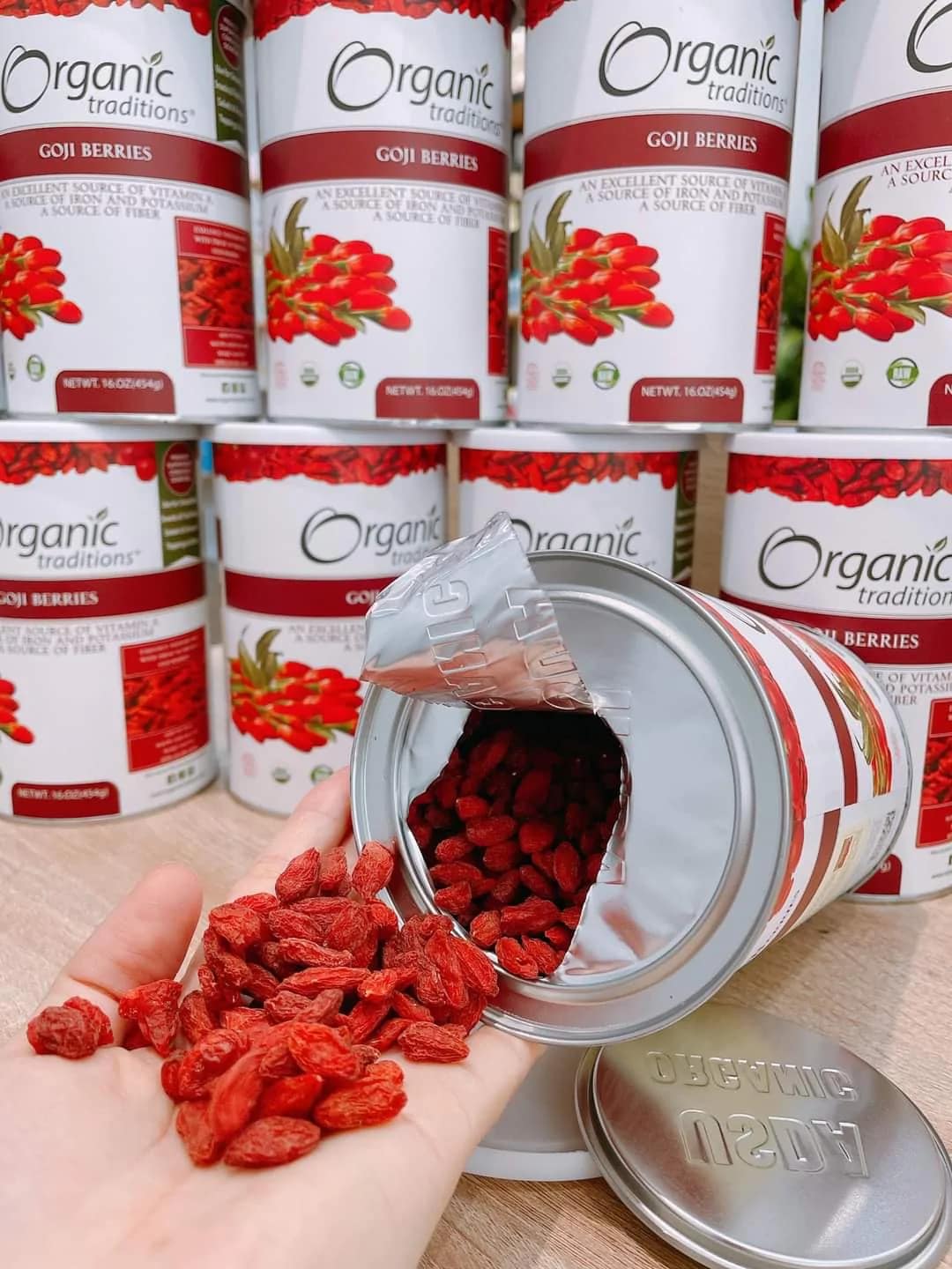 Kỷ tử hữu cơ sấy khô Organic Traditions Mỹ - hộp 454gr