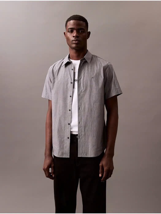 Sơ mi cộc tay CK đen ghi sọc kẻ nhỏ