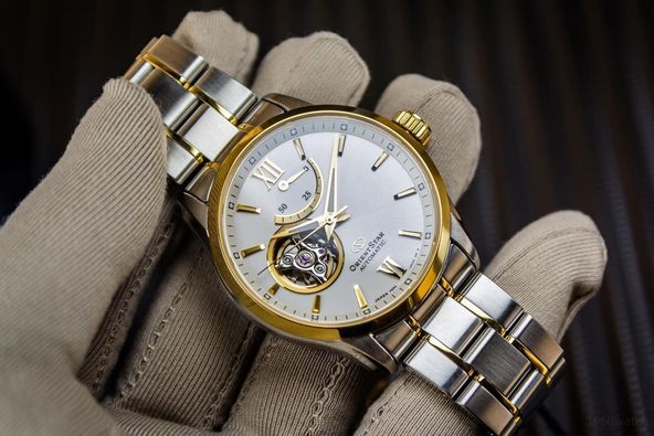 Đồng hồ Orient Star Open Heart