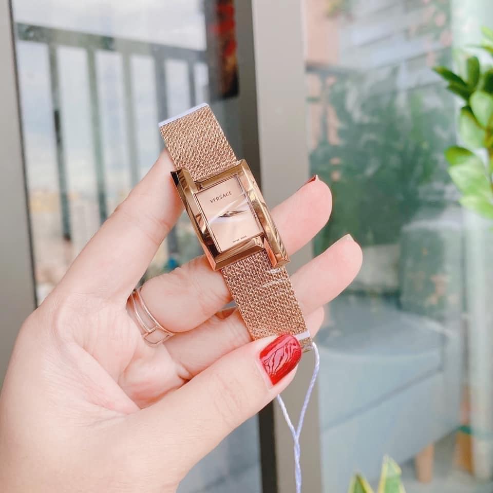 Đồng hồ nữ Versace - Mặt vuông nhỏ vàng hồng