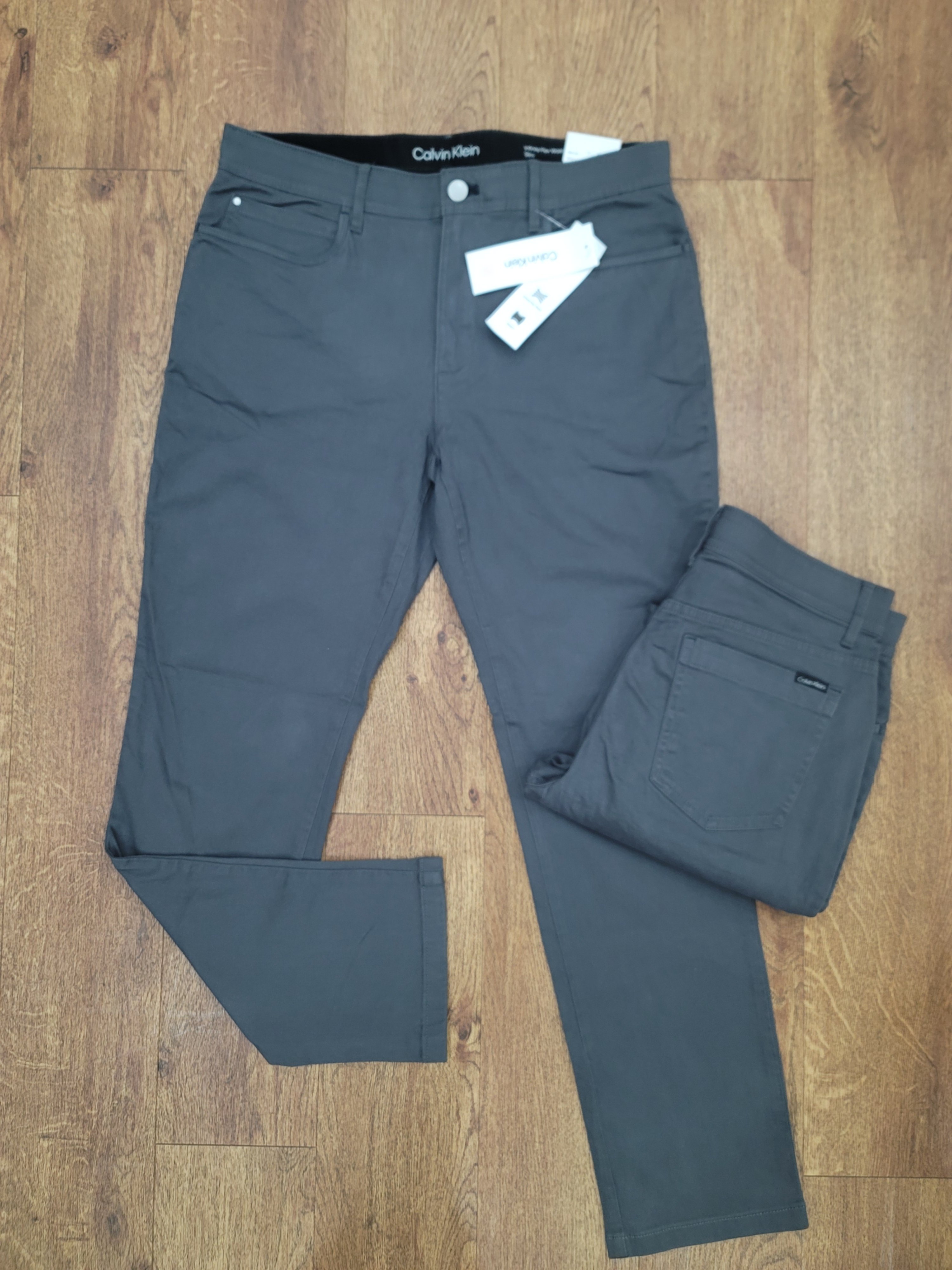Pants Calvin Klein Slim Fit Infinite Flex Waist - Grey
