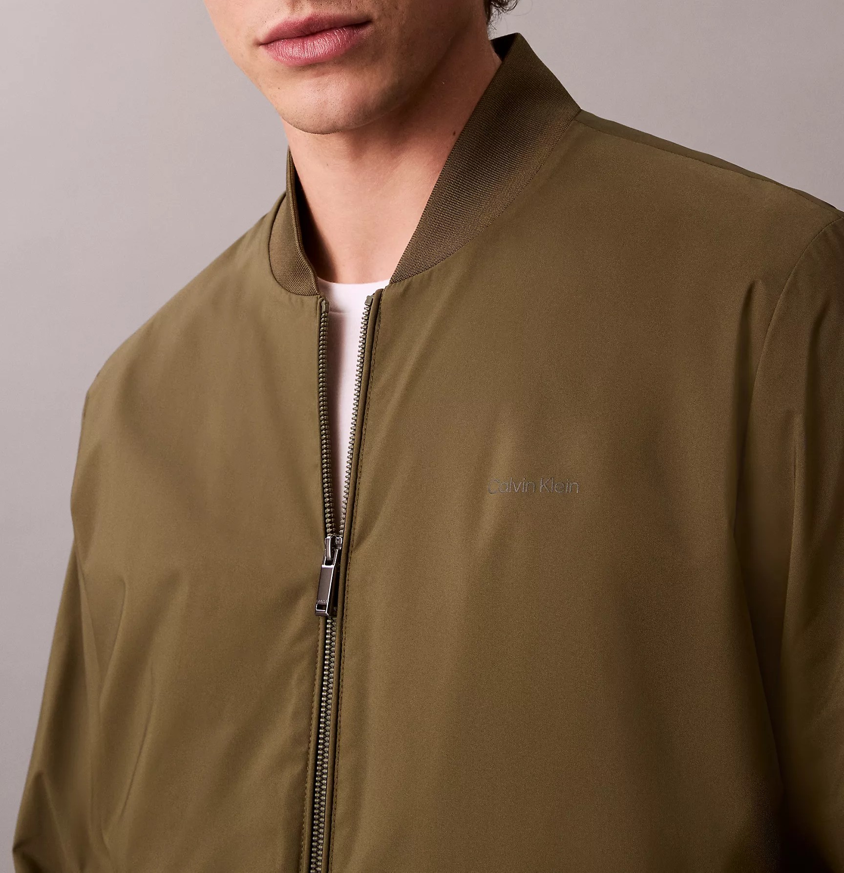 Khoác gió CK Matte Bomber Jacket - Fatigue