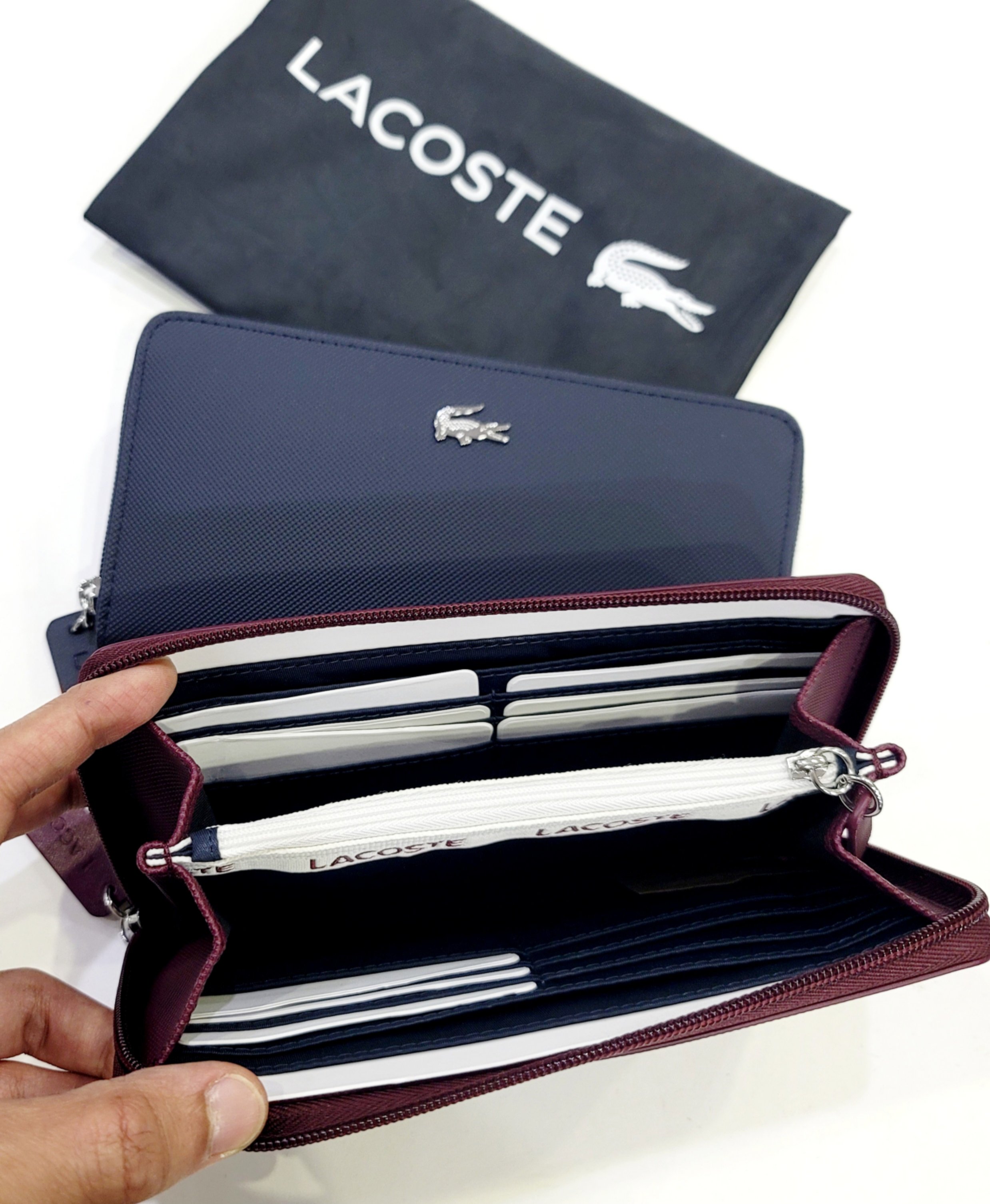 Ví nữ Lacoste đỏ