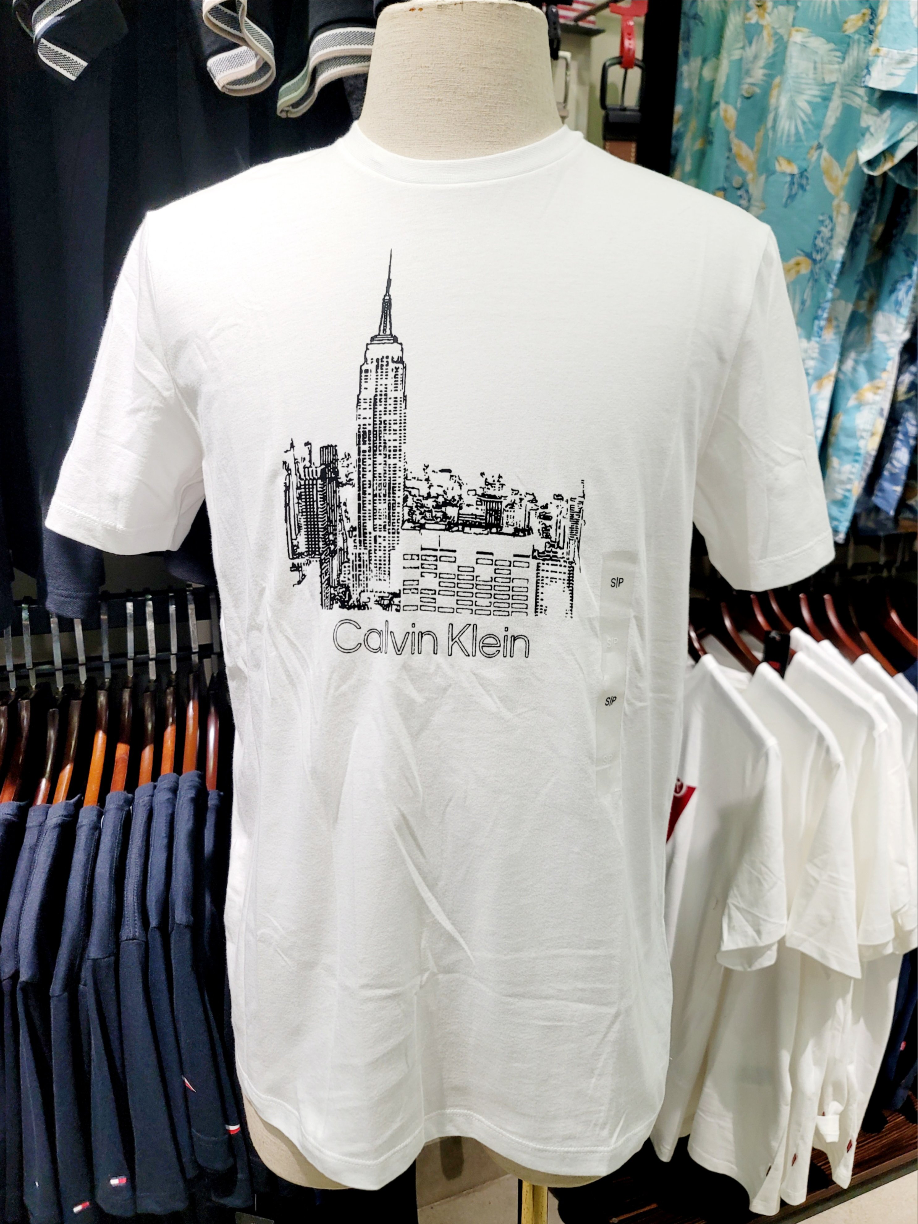 Thun Calvin Klein trắng họa tiết thành phố