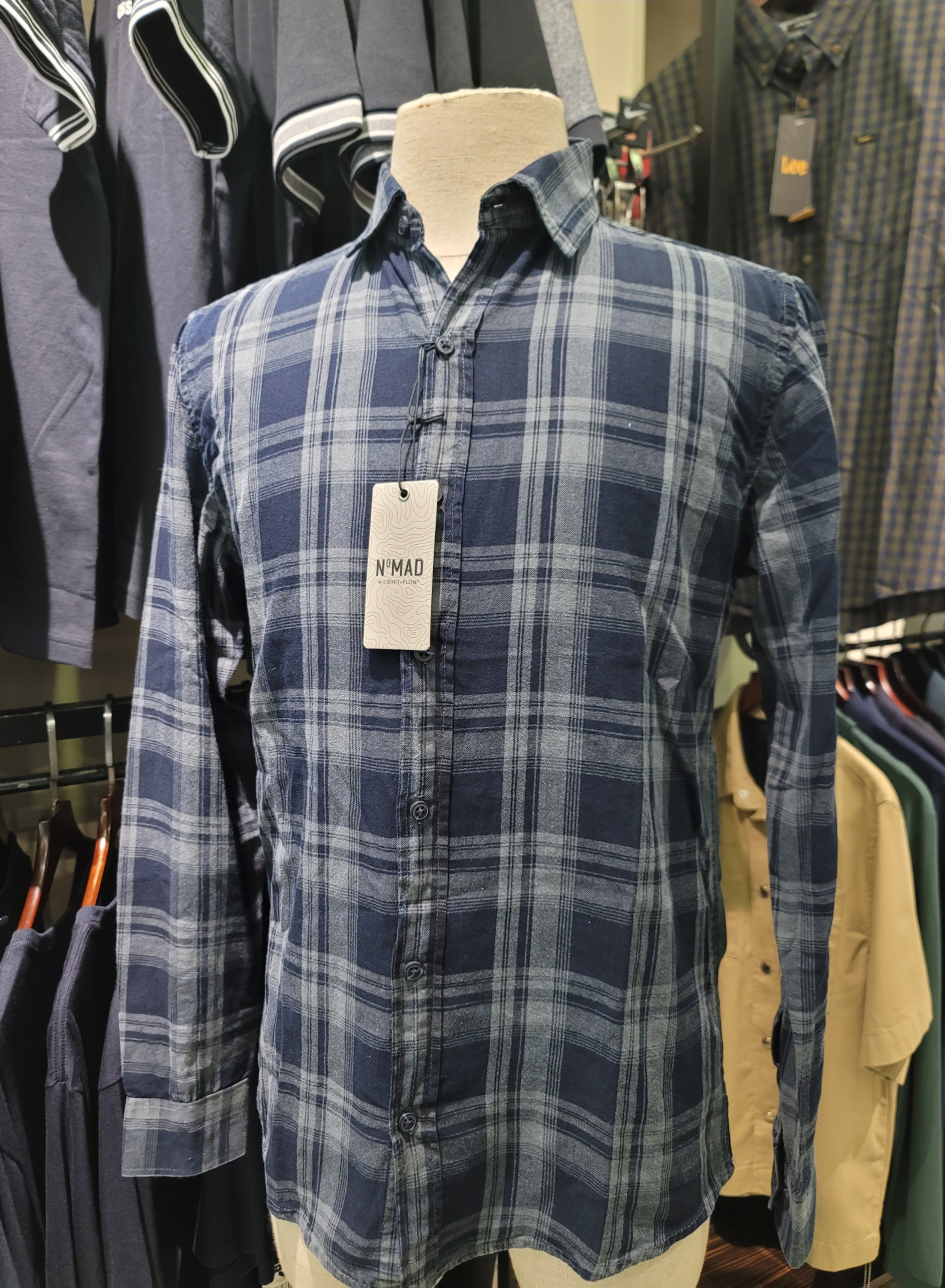 Sơ mi dài tay Nomad caro đậm