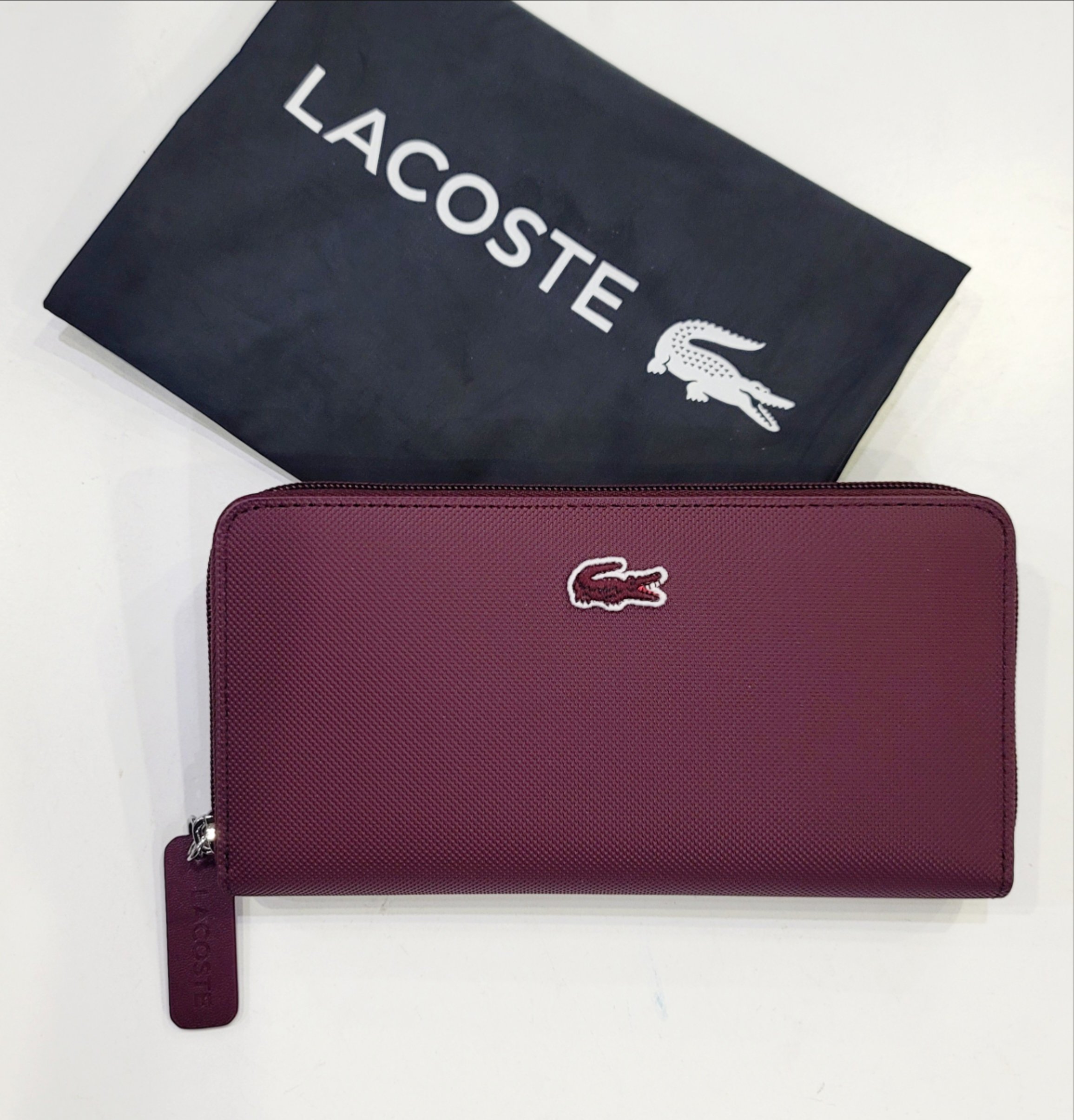 Ví nữ Lacoste đỏ