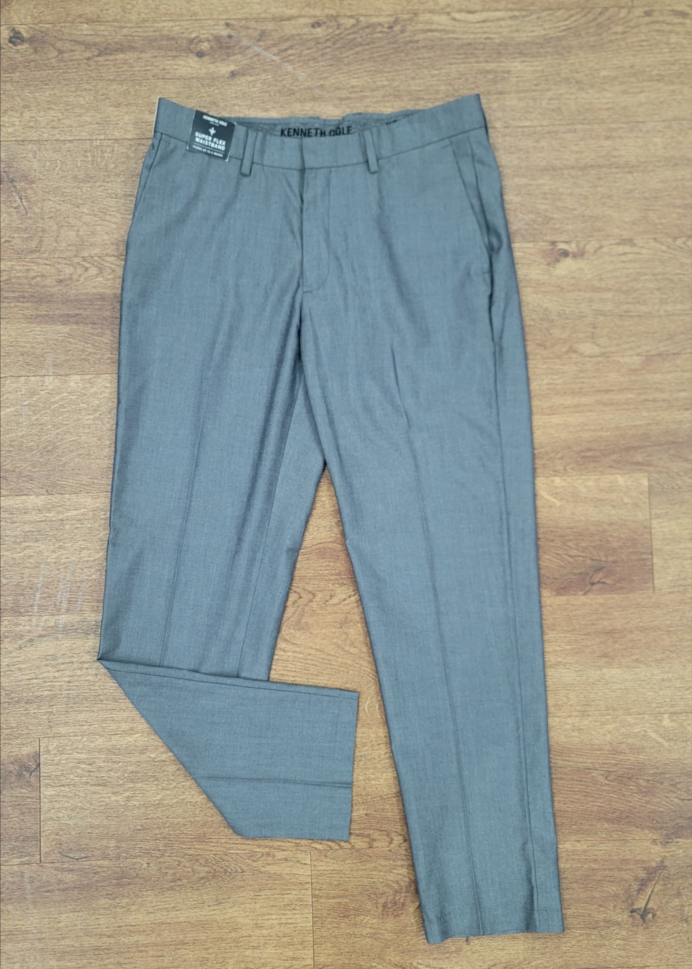Quần vải Kenneth Cole
