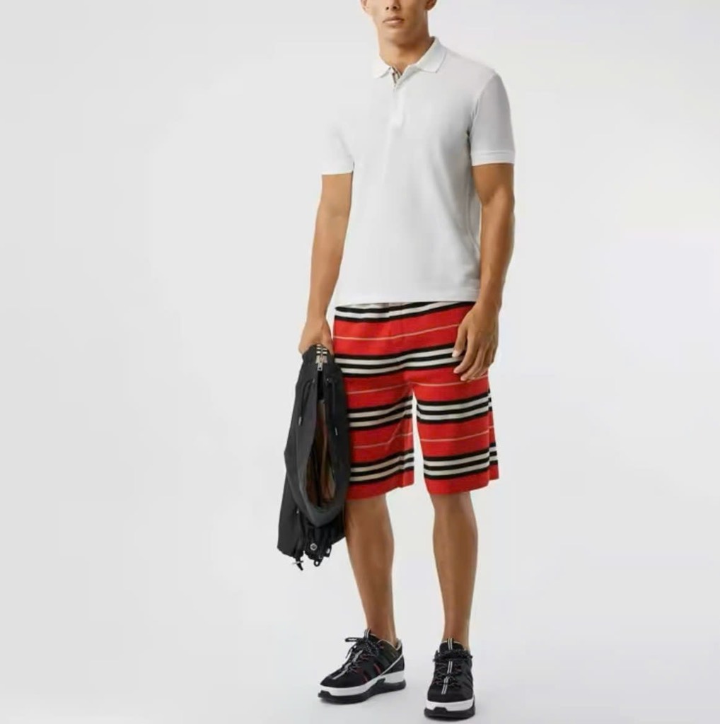 Polo Burberry TB trắng kẻ cổ - S