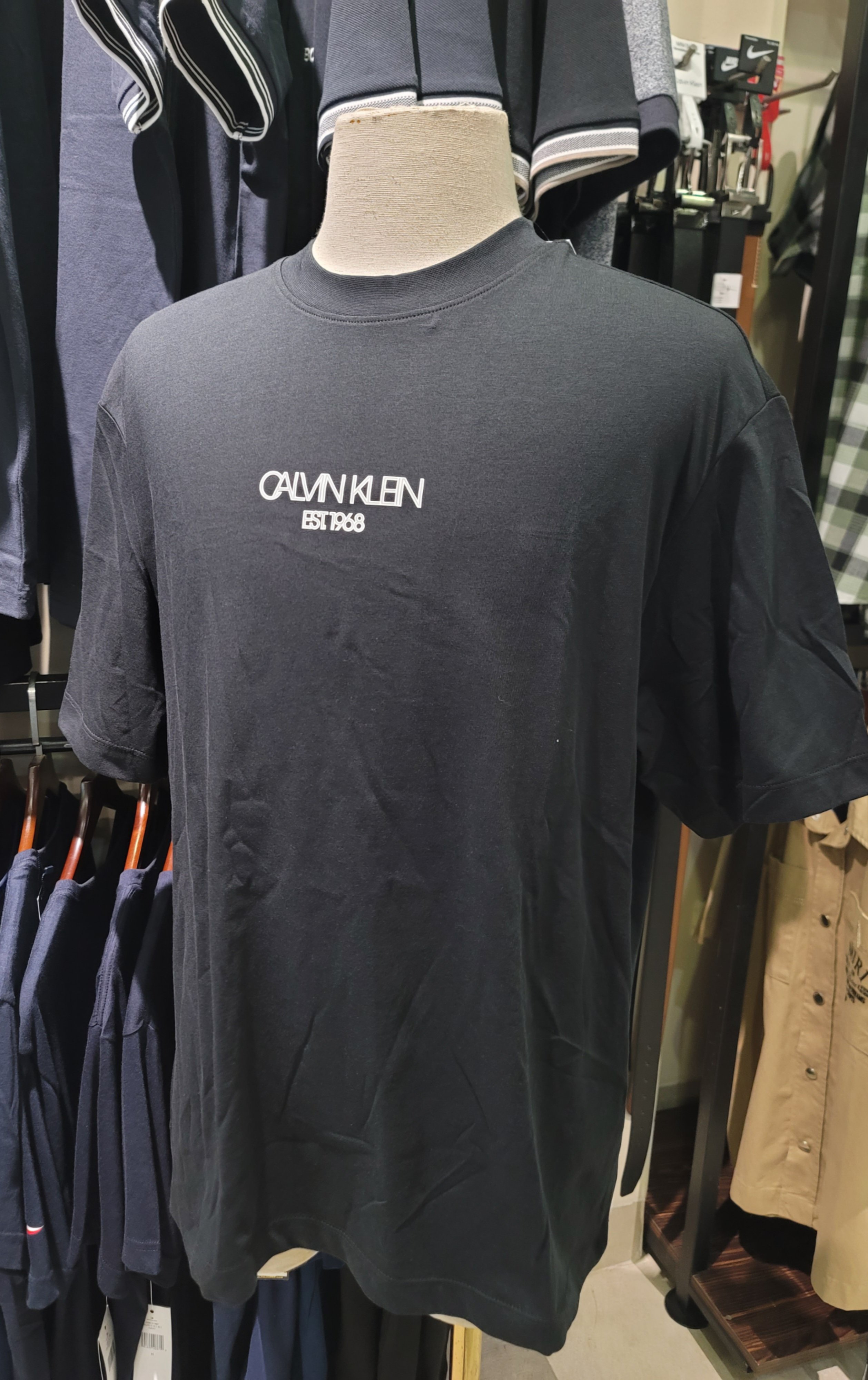 Thun Calvin Klein Đen EST 1986