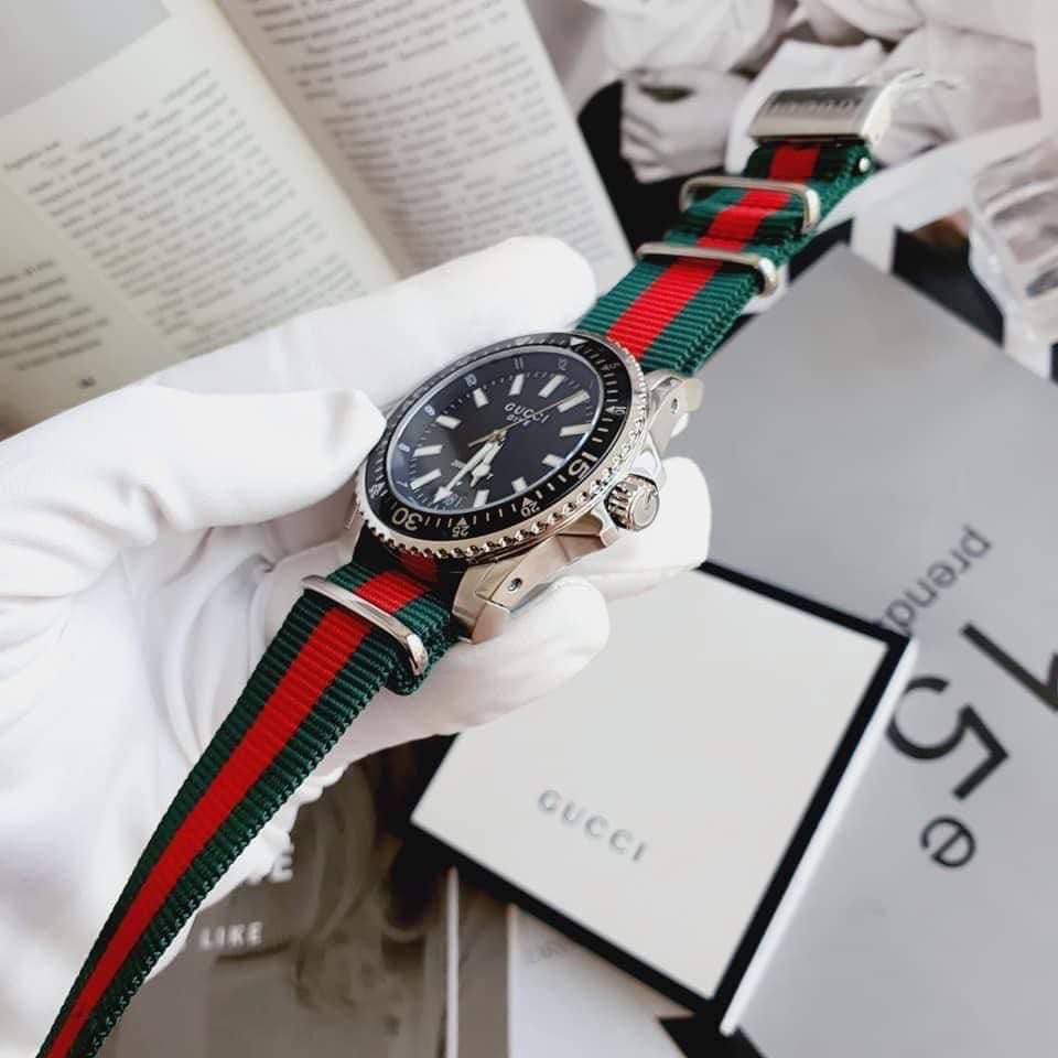 Đồng hồ nam GUCCI drive black dial red and green