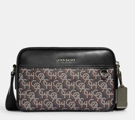 Túi Coach đen hoạ tiết chữ