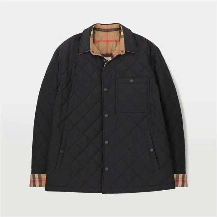 Khoác chần trám Burberry new ss26 - M