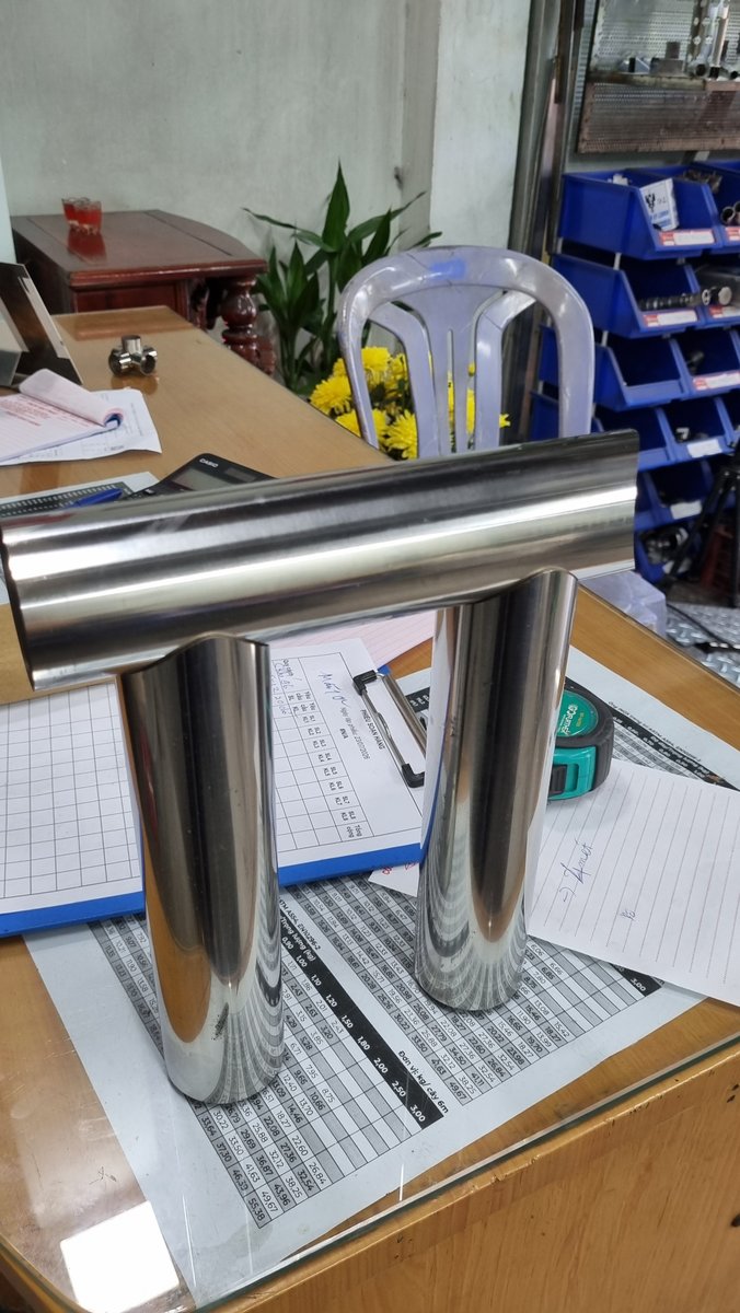 Cắt Ngàm Ống Inox Tròn Bằng CNC - ong 50 loa ken ngam