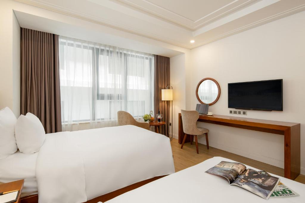 Khách sạn Paris Deli Danang Beach Đà Nẵng