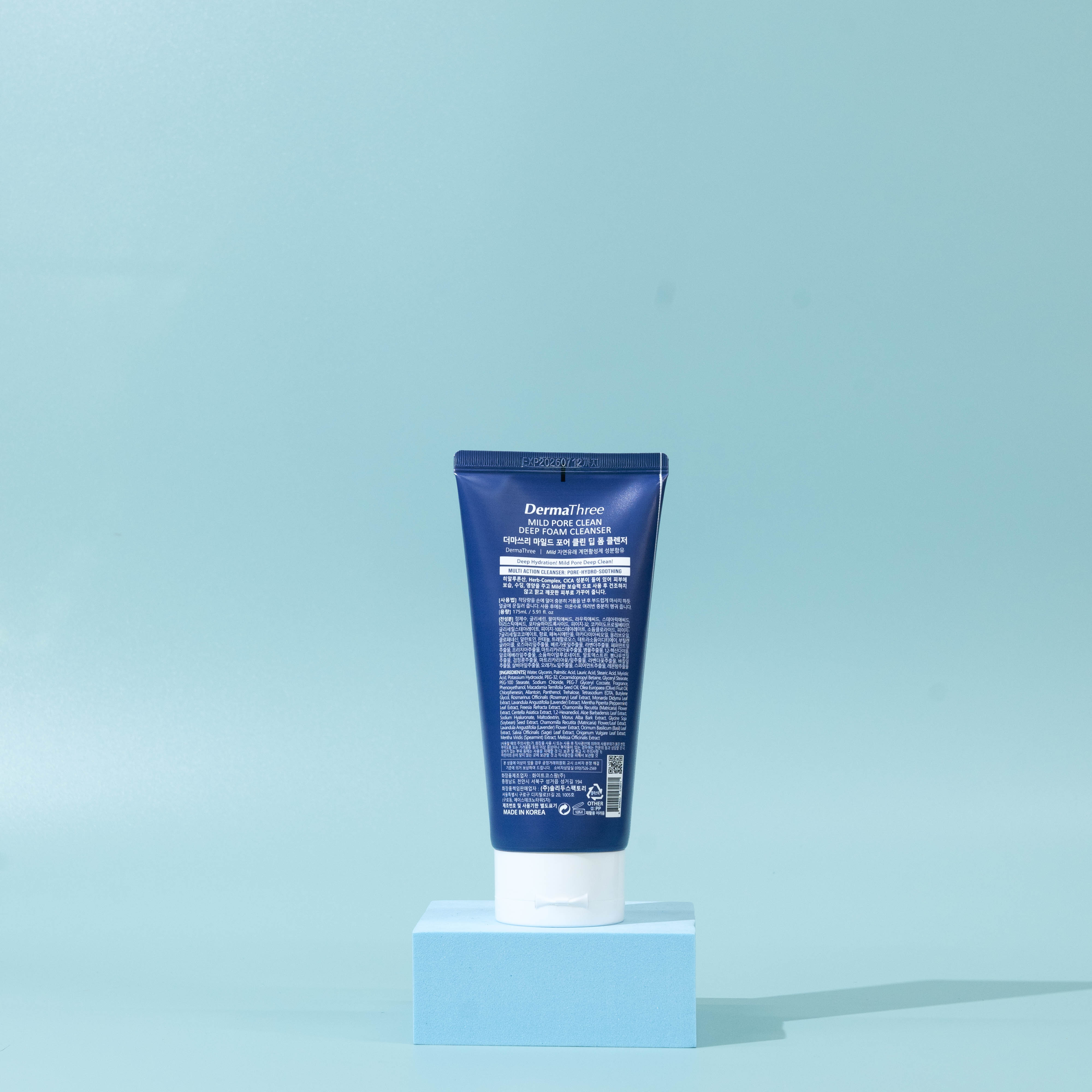 SỮA RỬA MẶT DƯỠNG TRẮNG COMHI DERMATHREE