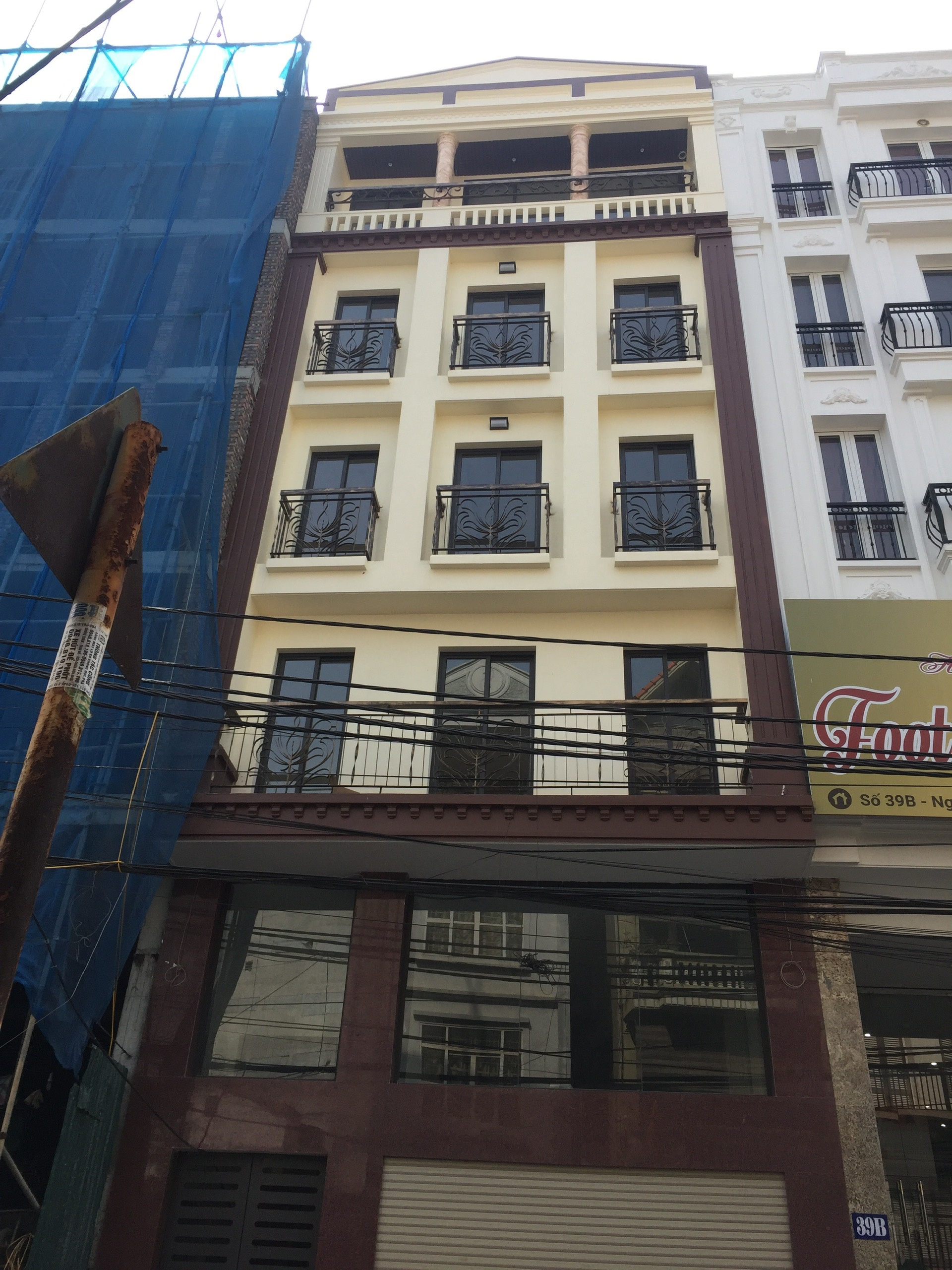 CT anh Sơn tại ngõ 603 Lạc Long Quân, Tây Hồ, Hà Nội