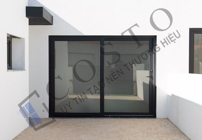 Vì sao nên chọn cửa lùa Xingfa 1 cánh hiện nay?