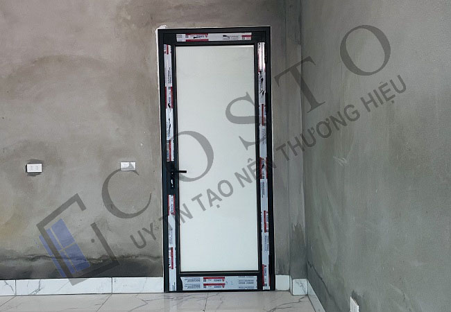Cửa nhôm 1 cánh phòng ngủ lắp đặt nhanh, bảo hành dài lâu